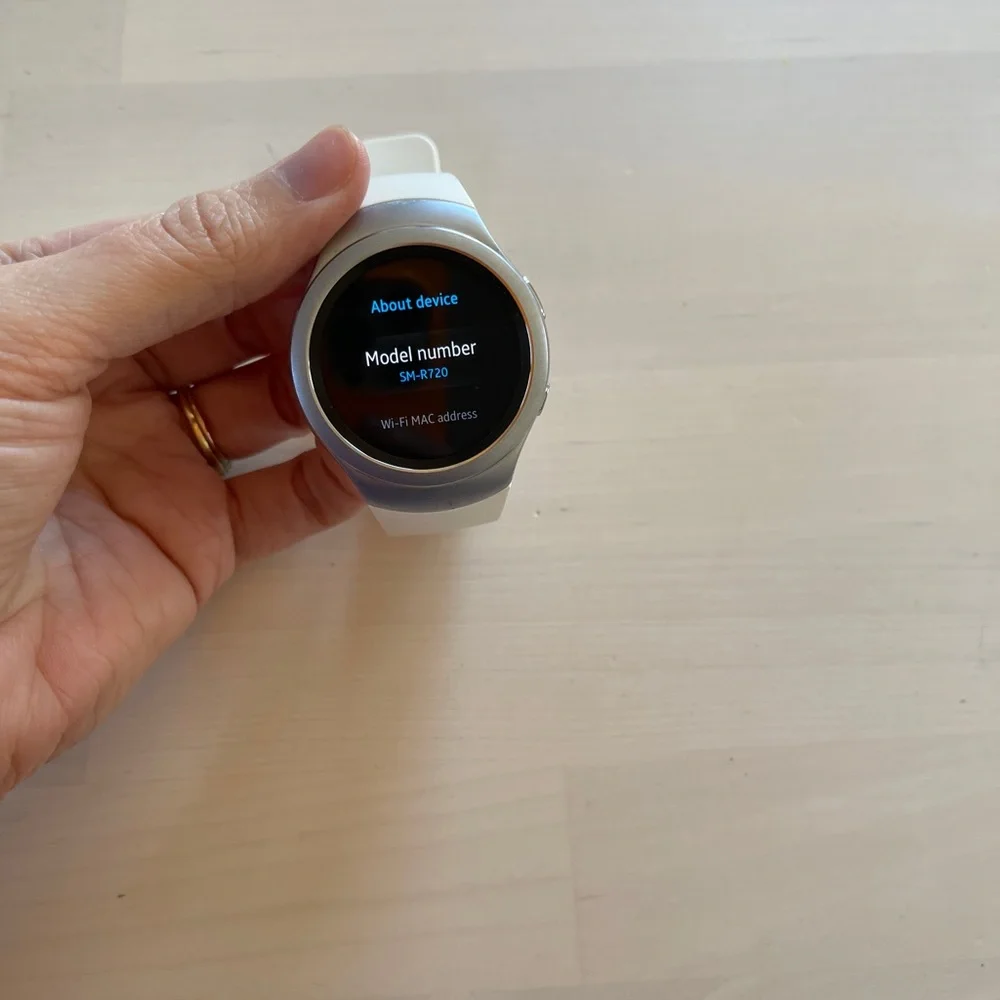 Samsung Gear S2 SM-R720 Silver Face White Band Smart Watch